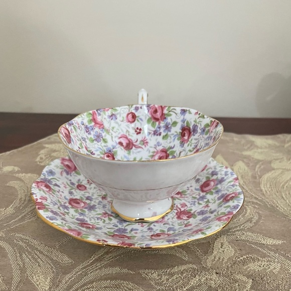 Royal Standard Chintz Floral Wide Mouth Teacup & Saucer - Picture 3 of 13